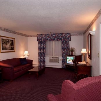 Presque Isle Inn - Hotels Near Me - Presque Isle, Maine Presque Isle Inn - Hotels Near Me - Presque Isle, Maine
