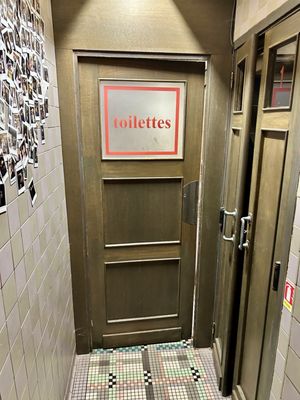 Café des Deux Moulins by null