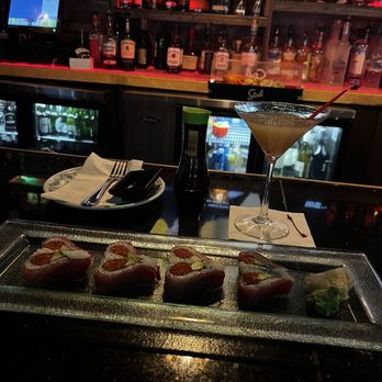 Kumo 27 - S9. Sweetheart Roll and pear martini - Sushi Bars Near Me - Kendall Park, New Jersey