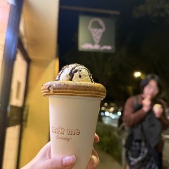 Melt Me Creamery - Hot chocolate - Ice Cream & Frozen Yogurt Near Me - Berkeley, California Melt Me Creamery - Hot chocolate - Ice Cream & Frozen Yogurt Near Me - Berkeley, California