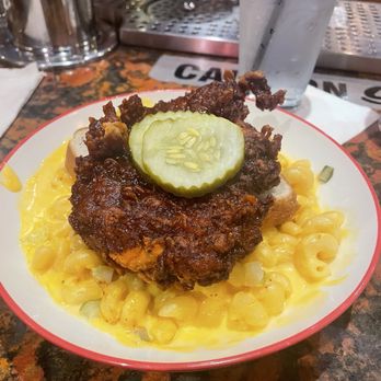 Cherry Street Pub - Nashville Hot Chicken Mac and Cheese - Pubs Near Me - Lancaster, Ohio