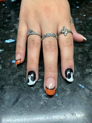 Festive Options for Halloween & Fall! - Book your nail appointment with us to get your new festive set!