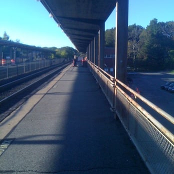 Winchester Center - Public Transportation Near Me - Winchester, Massachusetts