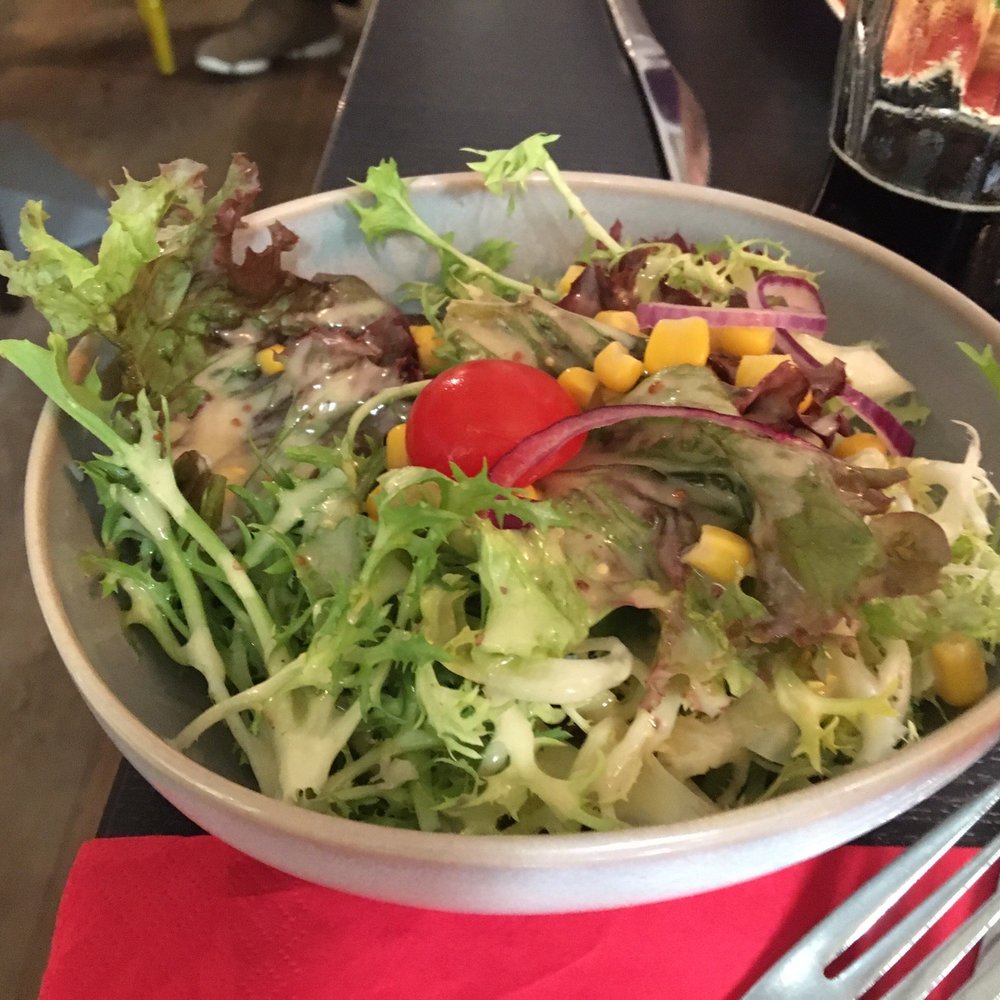 La Fignette - Garden salad came with the pasta dish. - Alsatian Near Me - Strasbourg, 67