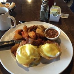 Mexican Eggs Benedicts