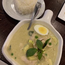 Green Curry chicken, not bad