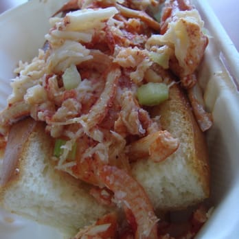 Sam's Chowdermobile - lobster sandwich - Seafood Near Me - Half Moon Bay, California Sam's Chowdermobile - lobster sandwich - Seafood Near Me - Half Moon Bay, California