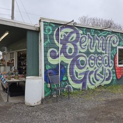 Berry Good Produce - Outside