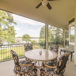 Carolina Living Real Estate - Beautiful Lake Norman