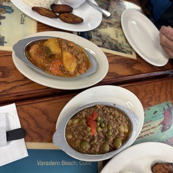 Puerto Sagua Restaurant - Cuban Near Me - Miami Beach, Florida