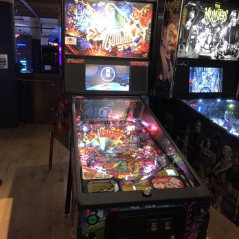 ENTERRIUM - Godzilla pinball machine (Stern, 2021) - New American Near Me - Schaumburg, Illinois
