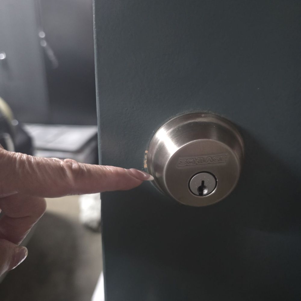 24OCLOCKSMITH - Top lock rekeyed and bottom - Keys & Locksmiths Near Me