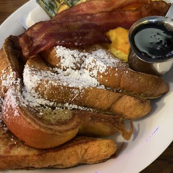 Harlow's Cafe - Burgers Near Me - Tempe, Arizona