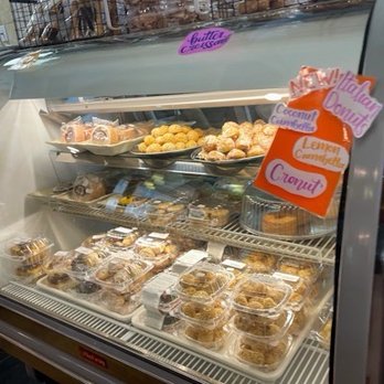 Di Pasquale's Harborview - A case of fresh pastries, including the fabled layered crisp cronut! - Delis Near Me - Baltimore, Maryland Di Pasquale's Harborview - A case of fresh pastries, including the fabled layered crisp cronut! - Delis Near Me - Baltimore, Maryland