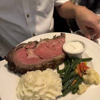 Hy's Steak House - Alae Salt Roasted Prime Rib - Steakhouses Near Me - Honolulu, Hawaii Hy's Steak House - Alae Salt Roasted Prime Rib - Steakhouses Near Me - Honolulu, Hawaii