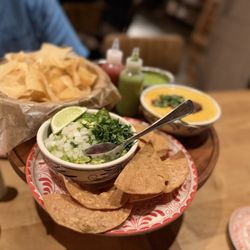 Superica - Guacamole