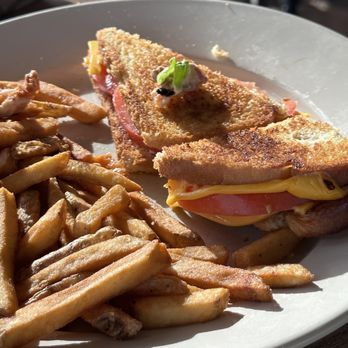 Gaston's Bistro - In this photo here , there is a dead fly ! Yummy! More protein - French Near Me - Orland Park, Illinois
