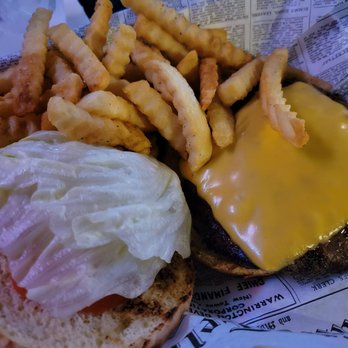Rand Road House - Cheeseburger - Sports Bars Near Me - Des Plaines, Illinois