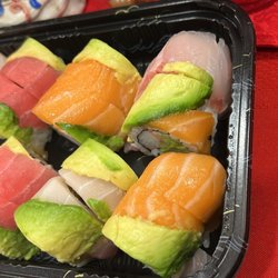 Wild Ginger - Rainbow roll