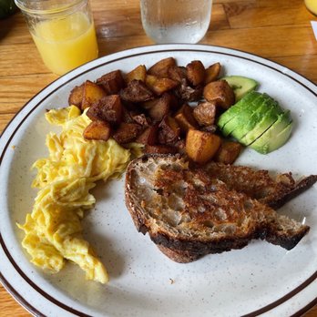 Ladybird Diner - Eggs, toast, breakfast potatoes - Cafes Near Me - Lawrence, Kansas