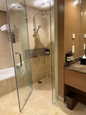 Pullman Kuala Lumpur City Centre - Hotel & Residences by null