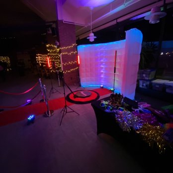 Oro Photography - Harvard Event - Photo Booth Rentals Near Me Oro Photography - Harvard Event - Photo Booth Rentals Near Me