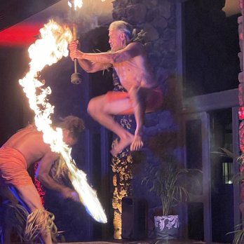 Ahi Uila Fire Show - Fire dance - Hawaiian Near Me - Kapaa, Hawaii