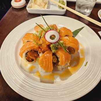 Starfish Sushi - Salmon lover - Sushi Bars Near Me - Downey, California Starfish Sushi - Salmon lover - Sushi Bars Near Me - Downey, California