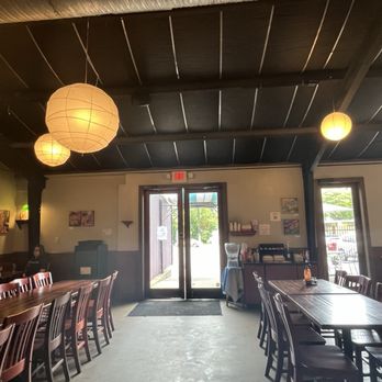 Cherrywood Coffeehouse - Interior seating - Coffee & Tea Near Me - Austin, Texas Cherrywood Coffeehouse - Interior seating - Coffee & Tea Near Me - Austin, Texas
