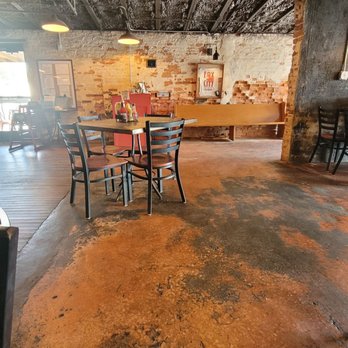 Fox City Brewing - Brewpubs Near Me - Forsyth, Georgia