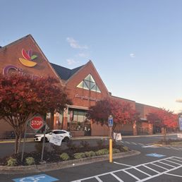 Exterior photo of Greenbriar Town Center - Fairfax, Virginia Exterior photo of Greenbriar Town Center - Fairfax, Virginia