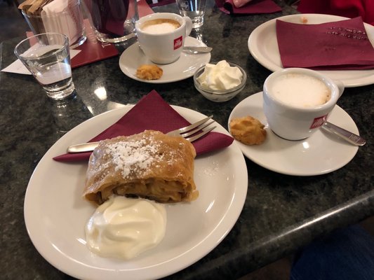 Caffè Tommaseo by null