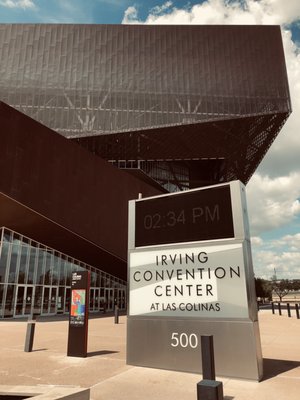 Irving Convention Center at Las Colinas by null