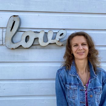 West Wellness - There's me, Larisa West, your friendly massage therapist! - Massage Therapy Near Me - Austin, Texas West Wellness - There's me, Larisa West, your friendly massage therapist! - Massage Therapy Near Me - Austin, Texas