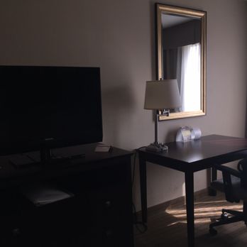 Holiday Inn Timonium - Baltimore North - TV/desk area - Hotels Near Me - Timonium, Maryland Holiday Inn Timonium - Baltimore North - TV/desk area - Hotels Near Me - Timonium, Maryland