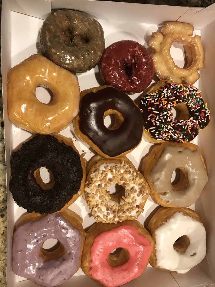 Rise N Shine Donuts Logo