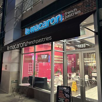 Le Macaron Ridge Hill - Gelato Near Me - Yonkers, New York