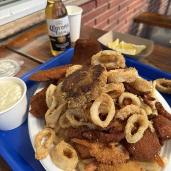 Neptune's Net - Neptunes Net Sampler - Seafood Near Me - Malibu, California