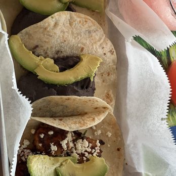 Tacodeli - Vegan bean tacos w avocado - Tacos Near Me - Austin, Texas Tacodeli - Vegan bean tacos w avocado - Tacos Near Me - Austin, Texas