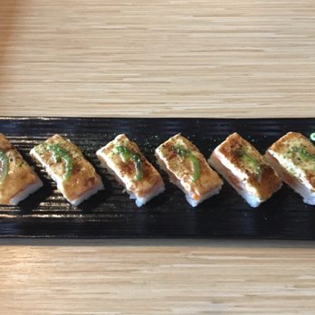 Kuidaore - Salmon aburi - Japanese Near Me - Ottawa, Ontario