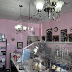 Eva's CupCakery