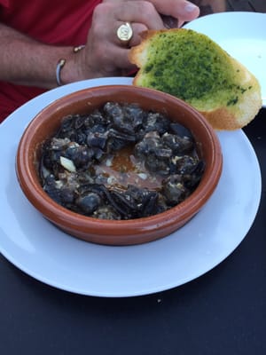 El Pulpo & Tapas Bar by null