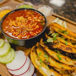 La Catrachita - Birria Tacos with Ramen
