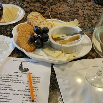 Salem Oak Vineyards - Our afternoon tasting and cheese plate. Perfection. - Wineries Near Me - Pedricktown, New Jersey