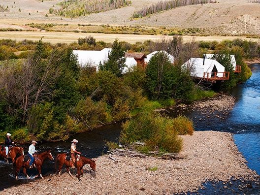 C Lazy U Ranch by null