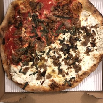 Rustique Pizza - Red and White Pizza - Pizza Near Me - Jersey City, New Jersey
