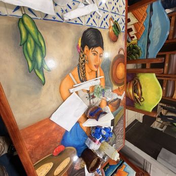 Blanquita's Mexican Restaurant #3 - Decor of table - Mexican Near Me - Harlingen, Texas Blanquita's Mexican Restaurant #3 - Decor of table - Mexican Near Me - Harlingen, Texas