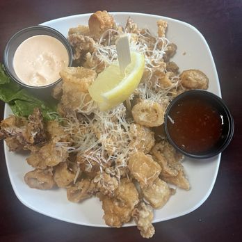 Bumpers Grill and Bar - Calamari - American Near Me - Fairview, Oregon