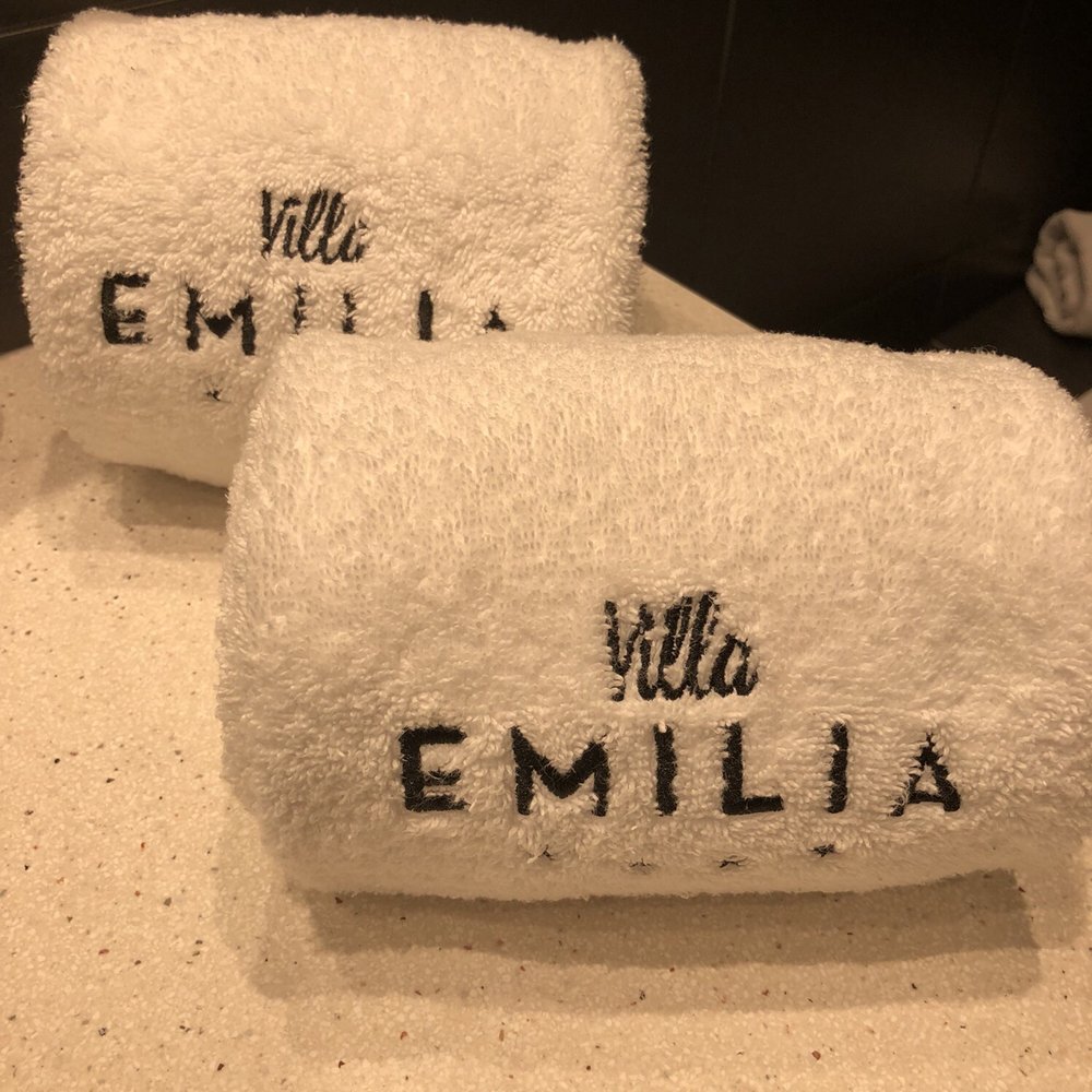 Villa Emilia - Hotels Near Me - Barcelona, B