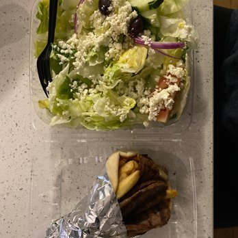 Demos - Middle Eastern restaurant in Watertown, MA
